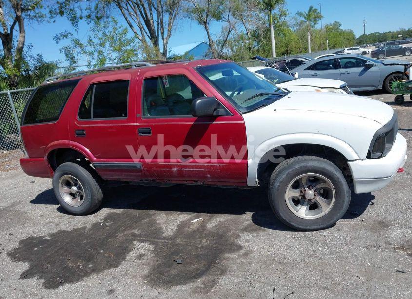 Photo 14 of 1997 Chevrolet Blazer LT (VIN 1GNDT13W0V2175348)