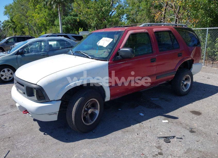 Photo 2 of 1997 Chevrolet Blazer LT (VIN 1GNDT13W0V2175348)