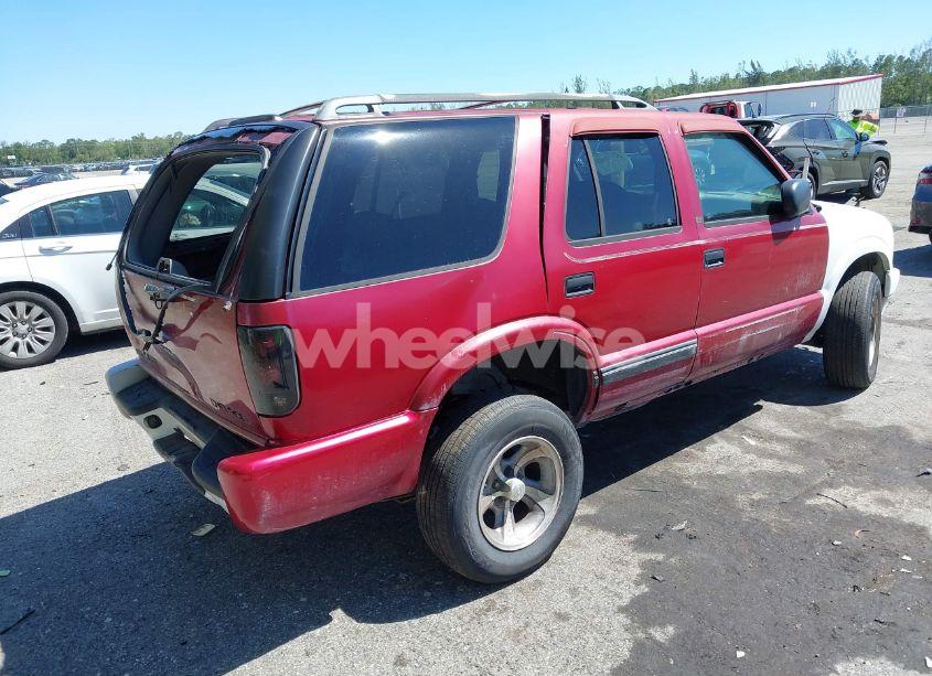Photo 4 of 1997 Chevrolet Blazer LT (VIN 1GNDT13W0V2175348)