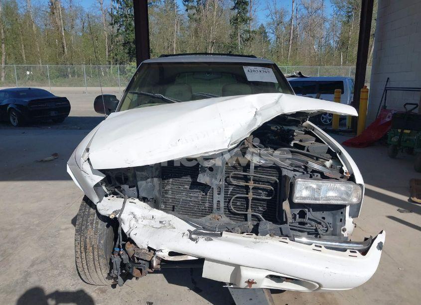 Photo 13 of 2000 Chevrolet Blazer TRAILBLAZER (VIN 1GNDT13W0Y2159624)