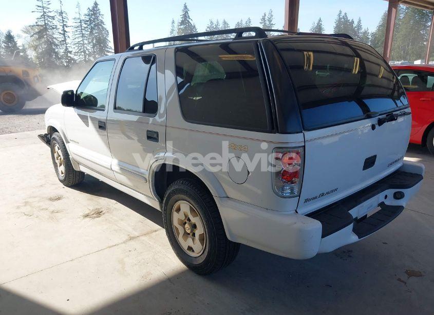 Photo 3 of 2000 Chevrolet Blazer TRAILBLAZER (VIN 1GNDT13W0Y2159624)