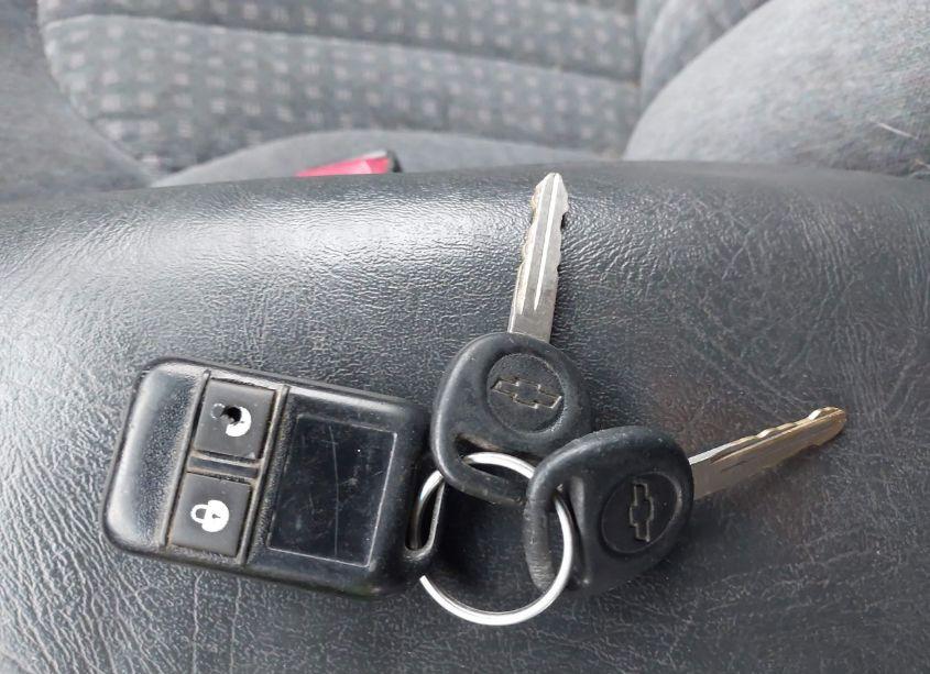 Photo 11 of 2000 Chevrolet Blazer LS (VIN 1GNDT13W0Y2178030)