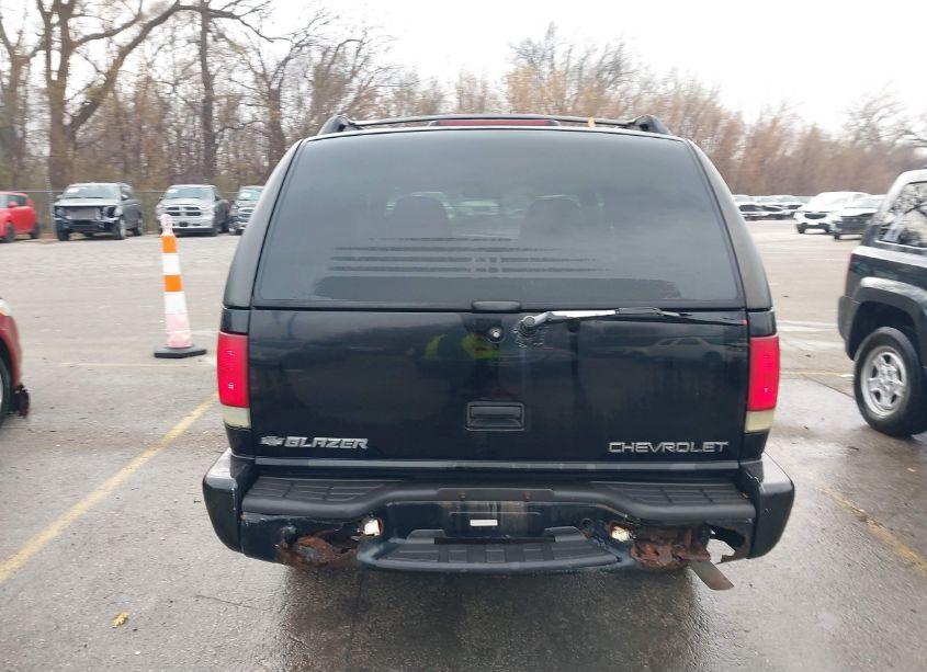 Photo 17 of 2000 Chevrolet Blazer LS (VIN 1GNDT13W0Y2178030)