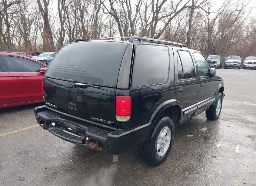 Photo 4 of 2000 Chevrolet Blazer LS (VIN 1GNDT13W0Y2178030)