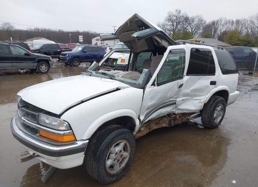 Photo 6 of 2001 Chevrolet Blazer LS (VIN 1GNDT13W112139940)