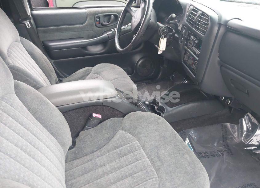 Photo 5 of 2002 Chevrolet Blazer LS (VIN 1GNDT13W12K155699)