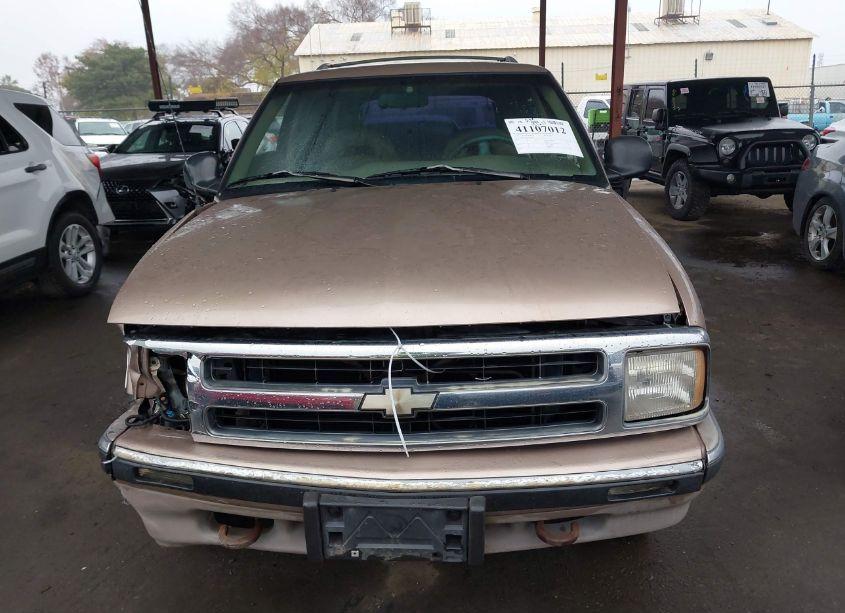 Photo 12 of 1996 Chevrolet Blazer (VIN 1GNDT13W1T2225106)