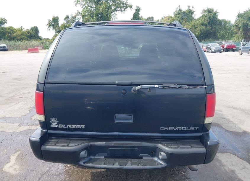 Photo 16 of 2001 Chevrolet Blazer LS (VIN 1GNDT13W212189097)