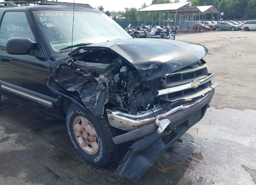 Photo 18 of 2001 Chevrolet Blazer LS (VIN 1GNDT13W212189097)