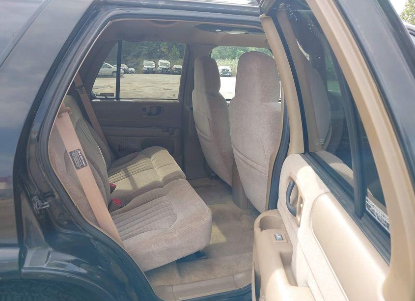 Photo 8 of 2001 Chevrolet Blazer LS (VIN 1GNDT13W212189097)