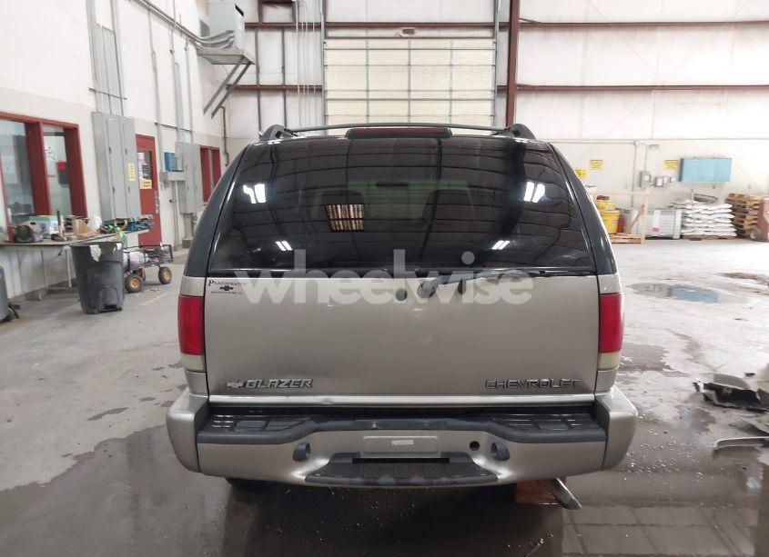 Photo 17 of 2002 Chevrolet Blazer LS (VIN 1GNDT13W22K213187)