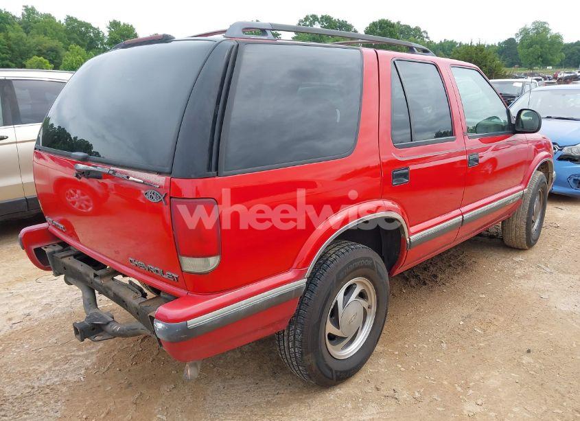 Photo 4 of 1997 Chevrolet Blazer LT (VIN 1GNDT13W2V2103356)