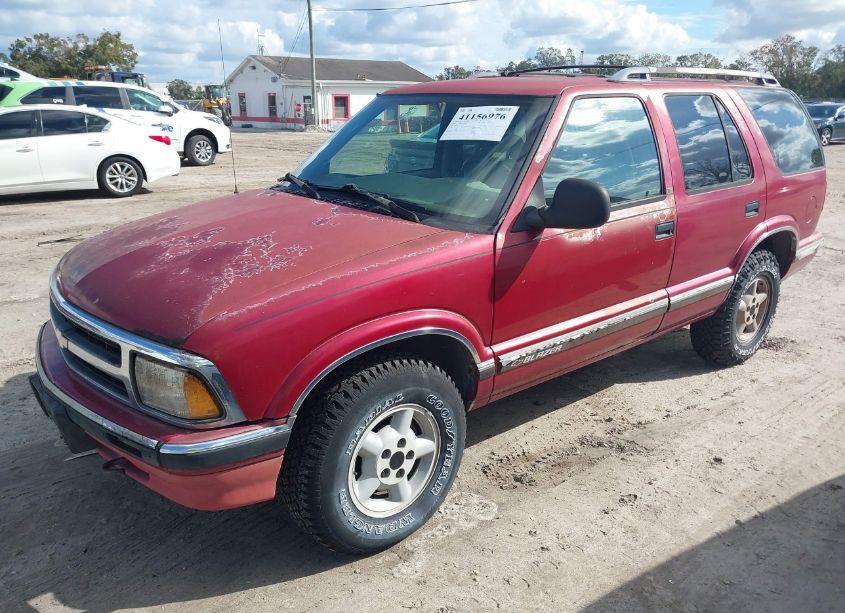 Photo 2 of 1997 Chevrolet Blazer LS (VIN 1GNDT13W2VK123350)