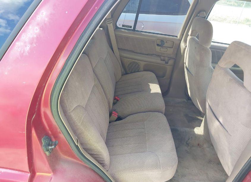 Photo 8 of 1997 Chevrolet Blazer LS (VIN 1GNDT13W2VK123350)