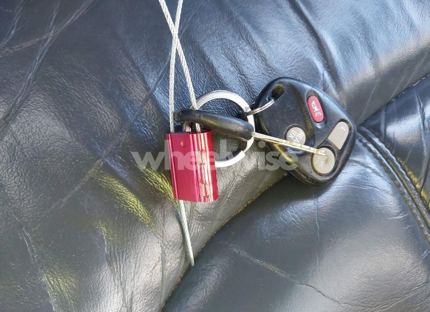 Photo 11 of 1999 Chevrolet Blazer LT (VIN 1GNDT13W2X2163804)