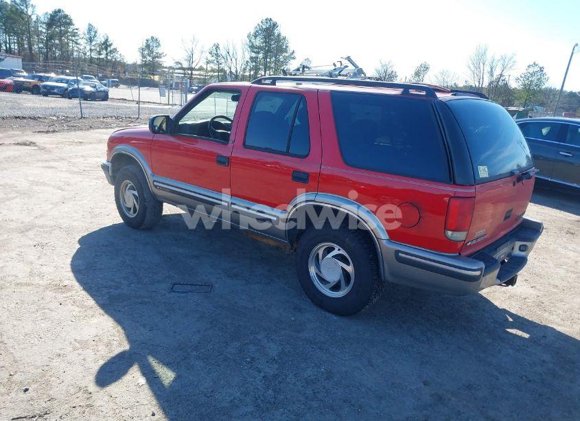 Photo 3 of 1999 Chevrolet Blazer LT (VIN 1GNDT13W2X2163804)