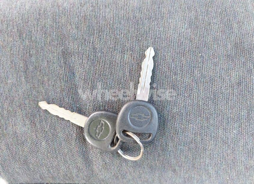 Photo 11 of 2000 Chevrolet Blazer LS (VIN 1GNDT13W2Y2196092)