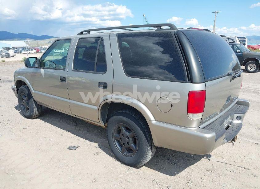 Photo 3 of 2000 Chevrolet Blazer LS (VIN 1GNDT13W2Y2196092)