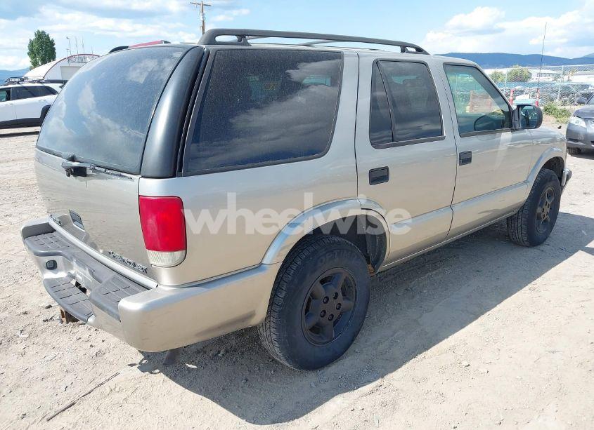 Photo 4 of 2000 Chevrolet Blazer LS (VIN 1GNDT13W2Y2196092)