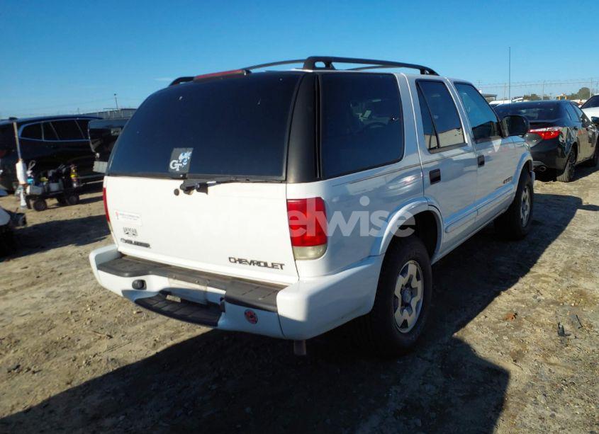Photo 4 of 2002 Chevrolet Blazer LS (VIN 1GNDT13W32K146843)