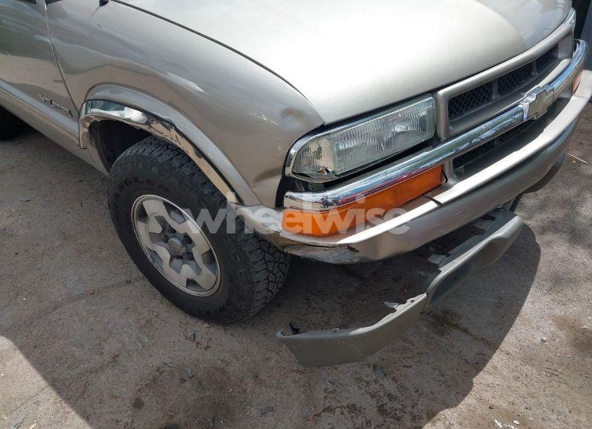 Photo 6 of 2002 Chevrolet Blazer LS (VIN 1GNDT13W32K218169)