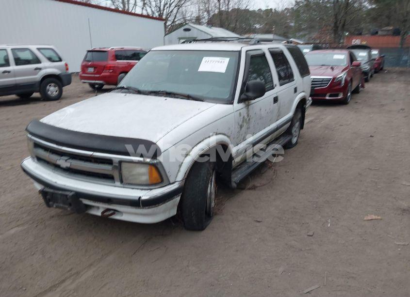 Photo 2 of 1997 Chevrolet Blazer LS (VIN 1GNDT13W3VK195996)