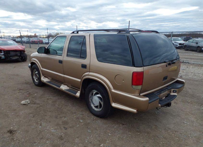 Photo 3 of 2000 Chevrolet Blazer LT (VIN 1GNDT13W3Y2185246)
