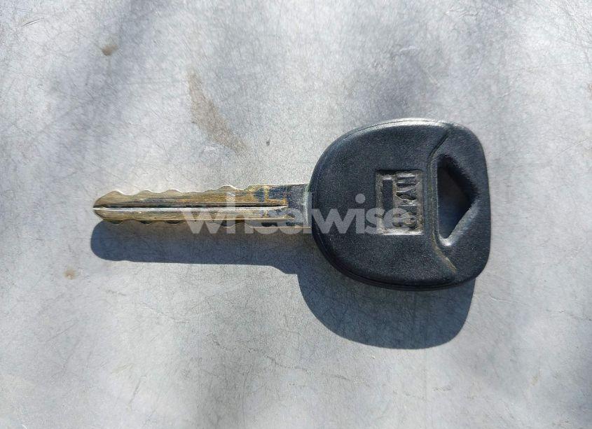 Photo 11 of 2000 Chevrolet Blazer LS (VIN 1GNDT13W3Y2210047)