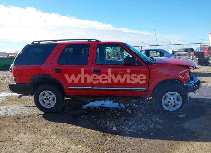 Photo 14 of 2000 Chevrolet Blazer LS (VIN 1GNDT13W3Y2210047)