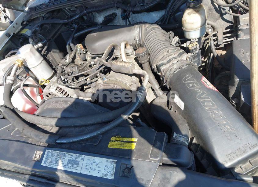 Photo 10 of 2001 Chevrolet Blazer LT (VIN 1GNDT13W412135669)