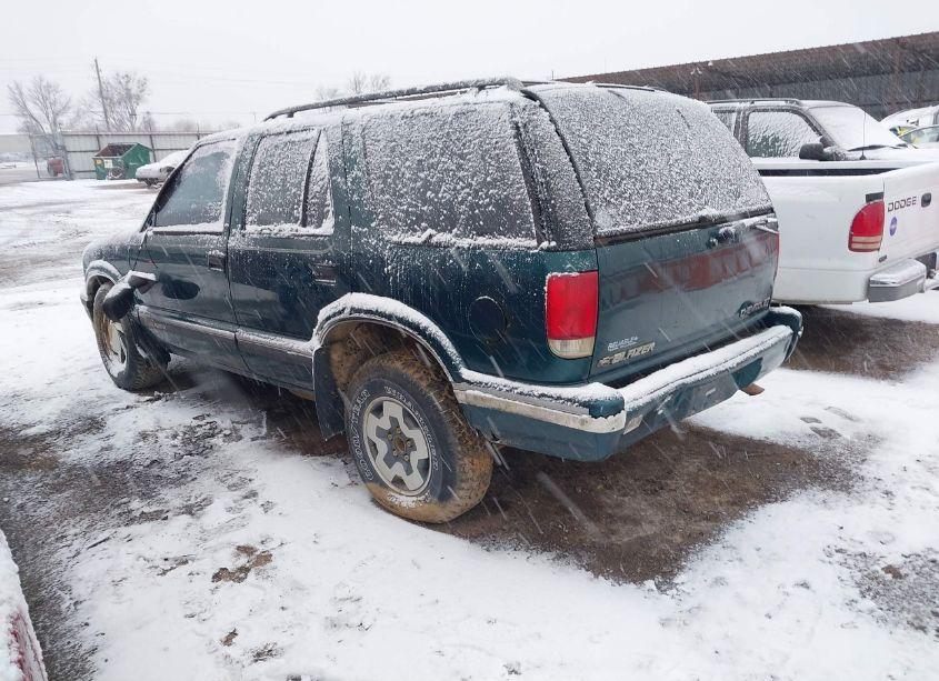 Photo 3 of 1997 Chevrolet Blazer LT (VIN 1GNDT13W4V2223157)