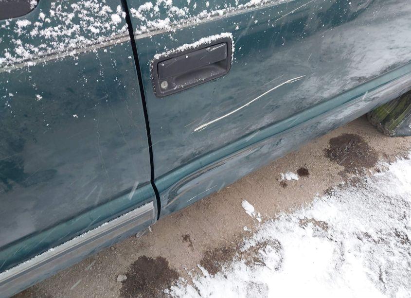 Photo 6 of 1997 Chevrolet Blazer LT (VIN 1GNDT13W4V2223157)