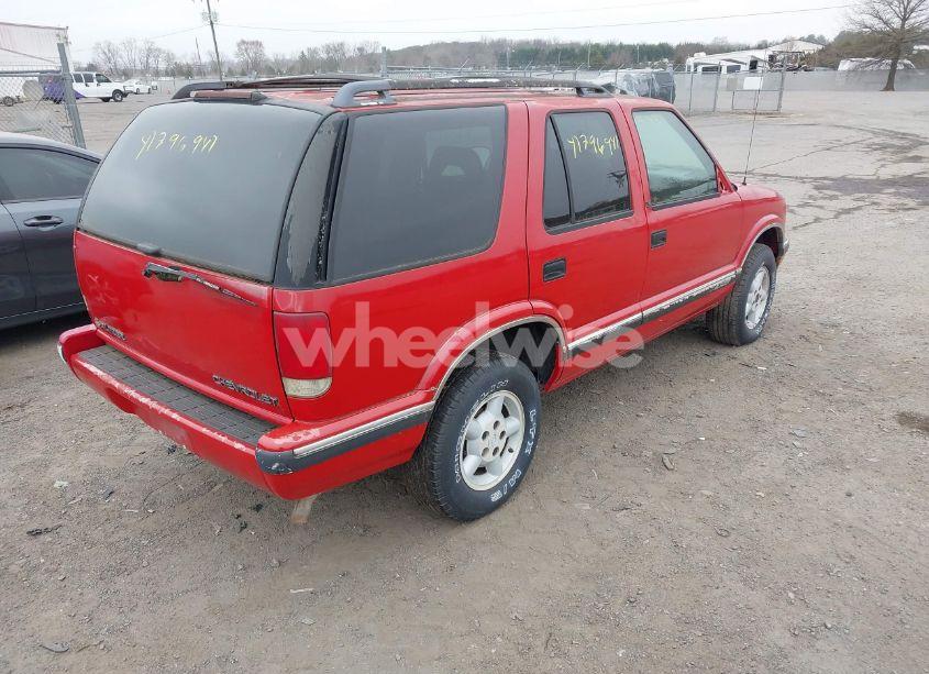 Photo 4 of 1997 Chevrolet Blazer LS (VIN 1GNDT13W4VK128582)