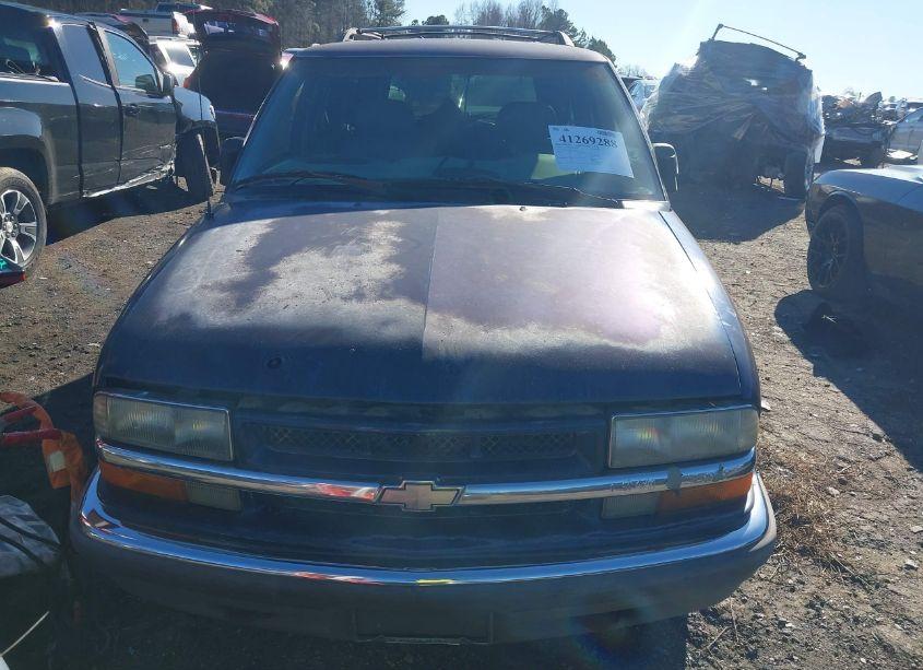 Photo 6 of 1999 Chevrolet Blazer LT (VIN 1GNDT13W4X2208421)