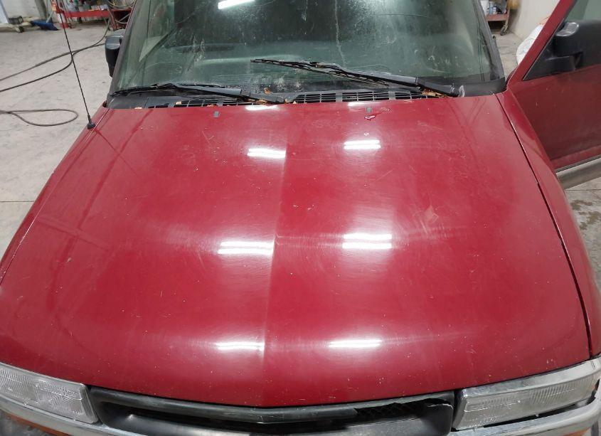 Photo 10 of 2000 Chevrolet Blazer LS (VIN 1GNDT13W4YK282097)