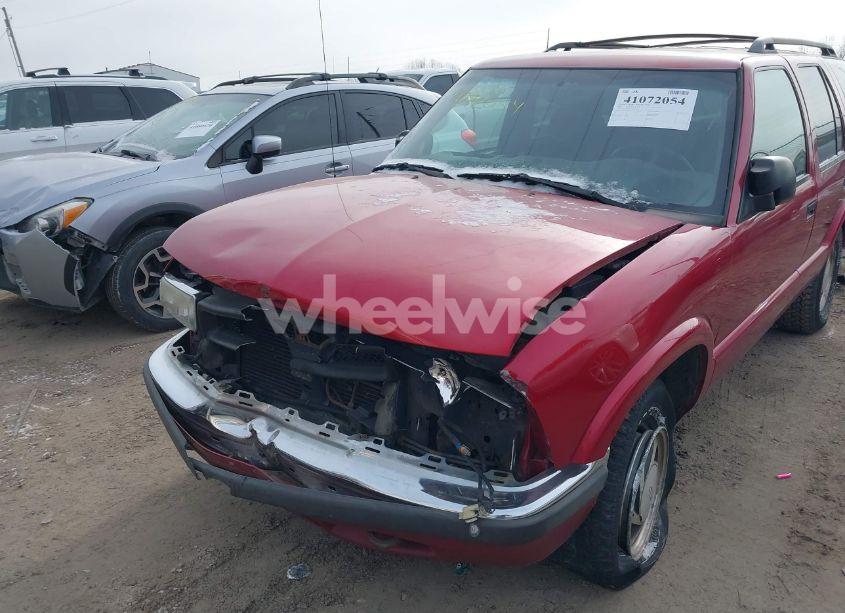 Photo 6 of 2001 Chevrolet Blazer LT (VIN 1GNDT13W512197940)