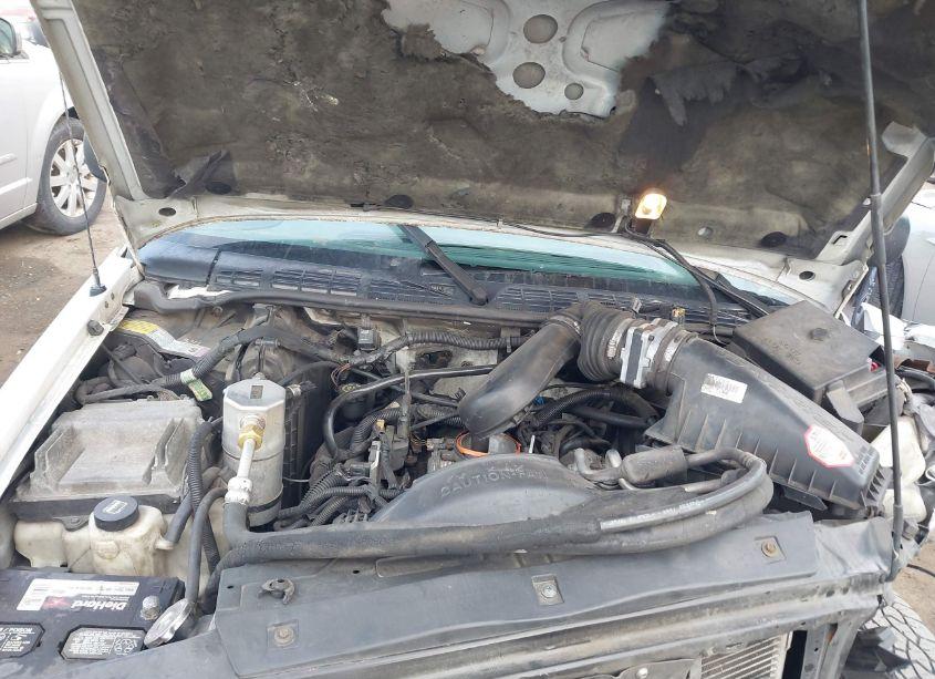 Photo 10 of 2001 Chevrolet Blazer LT (VIN 1GNDT13W51K263614)