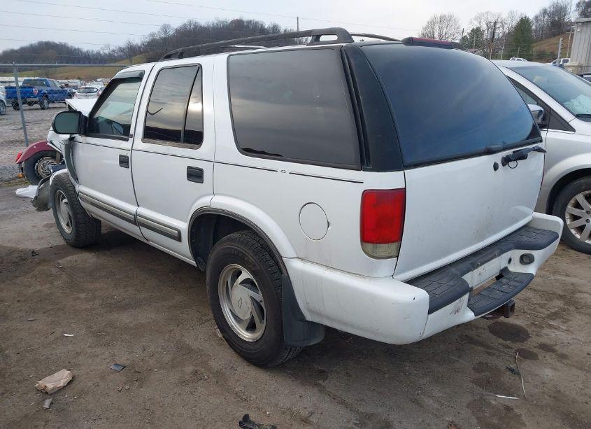 Photo 3 of 2001 Chevrolet Blazer LT (VIN 1GNDT13W51K263614)