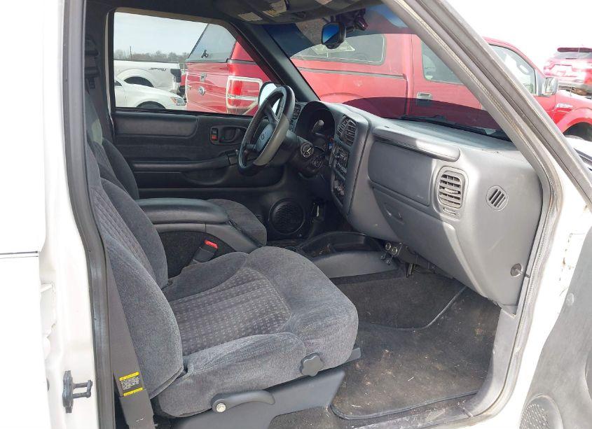 Photo 5 of 1999 Chevrolet Blazer LS (VIN 1GNDT13W5X2135074)