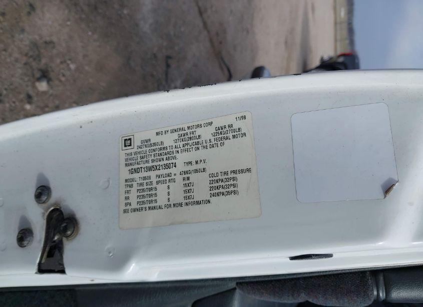 Photo 9 of 1999 Chevrolet Blazer LS (VIN 1GNDT13W5X2135074)