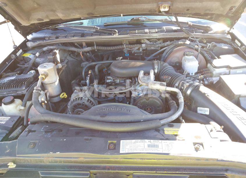 Photo 10 of 2000 Chevrolet Blazer LT (VIN 1GNDT13W5Y2244197)