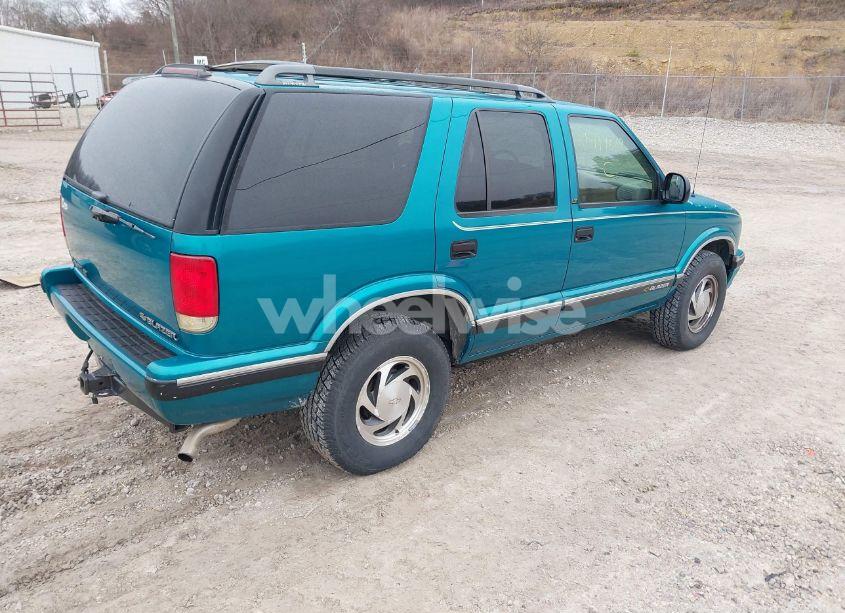 Photo 4 of 1995 Chevrolet Blazer (VIN 1GNDT13W6S2148232)