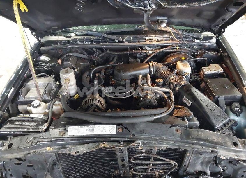 Photo 10 of 2002 Chevrolet Blazer LS (VIN 1GNDT13W72K232625)