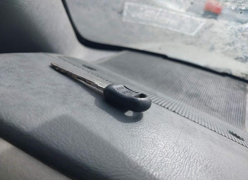 Photo 11 of 1996 Chevrolet Blazer (VIN 1GNDT13W7T2142151)