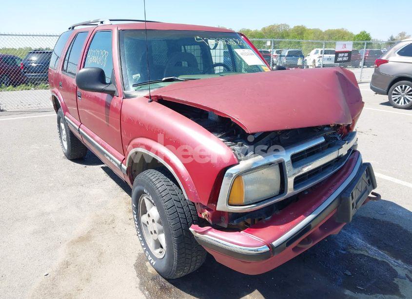 Photo 17 of 1996 Chevrolet Blazer (VIN 1GNDT13W7T2254321)