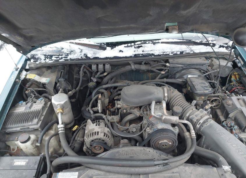 Photo 10 of 1997 Chevrolet Blazer LT (VIN 1GNDT13W7V2230037)