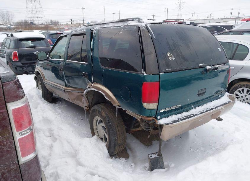 Photo 3 of 1997 Chevrolet Blazer LT (VIN 1GNDT13W7V2230037)