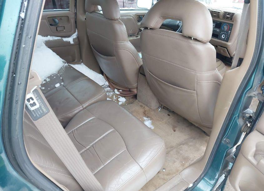 Photo 8 of 1997 Chevrolet Blazer LT (VIN 1GNDT13W7V2230037)