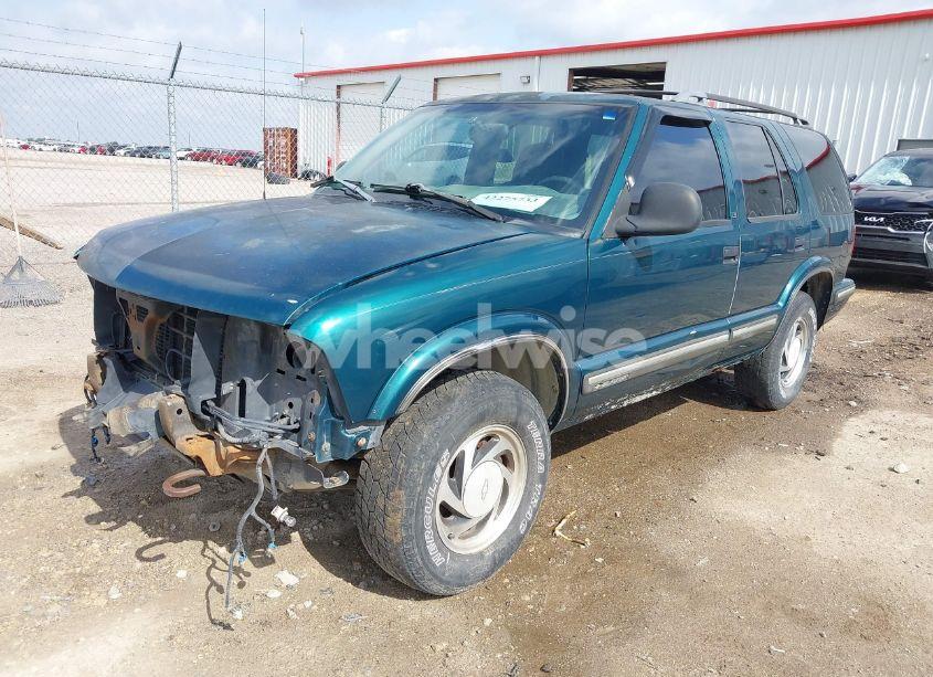 Photo 2 of 1998 Chevrolet Blazer LS (VIN 1GNDT13W7W2219654)