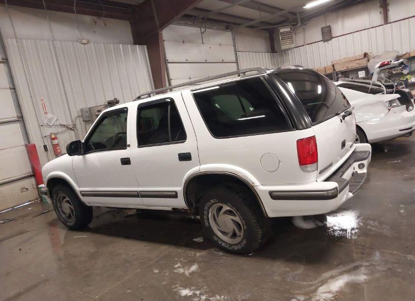 Photo 14 of 1999 Chevrolet Blazer LS (VIN 1GNDT13W7X2177648)